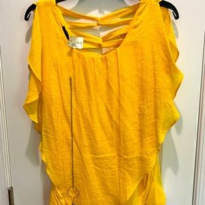 Brand new medium yellow blouse with silver necklace